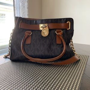 MK small Hamilton purse
